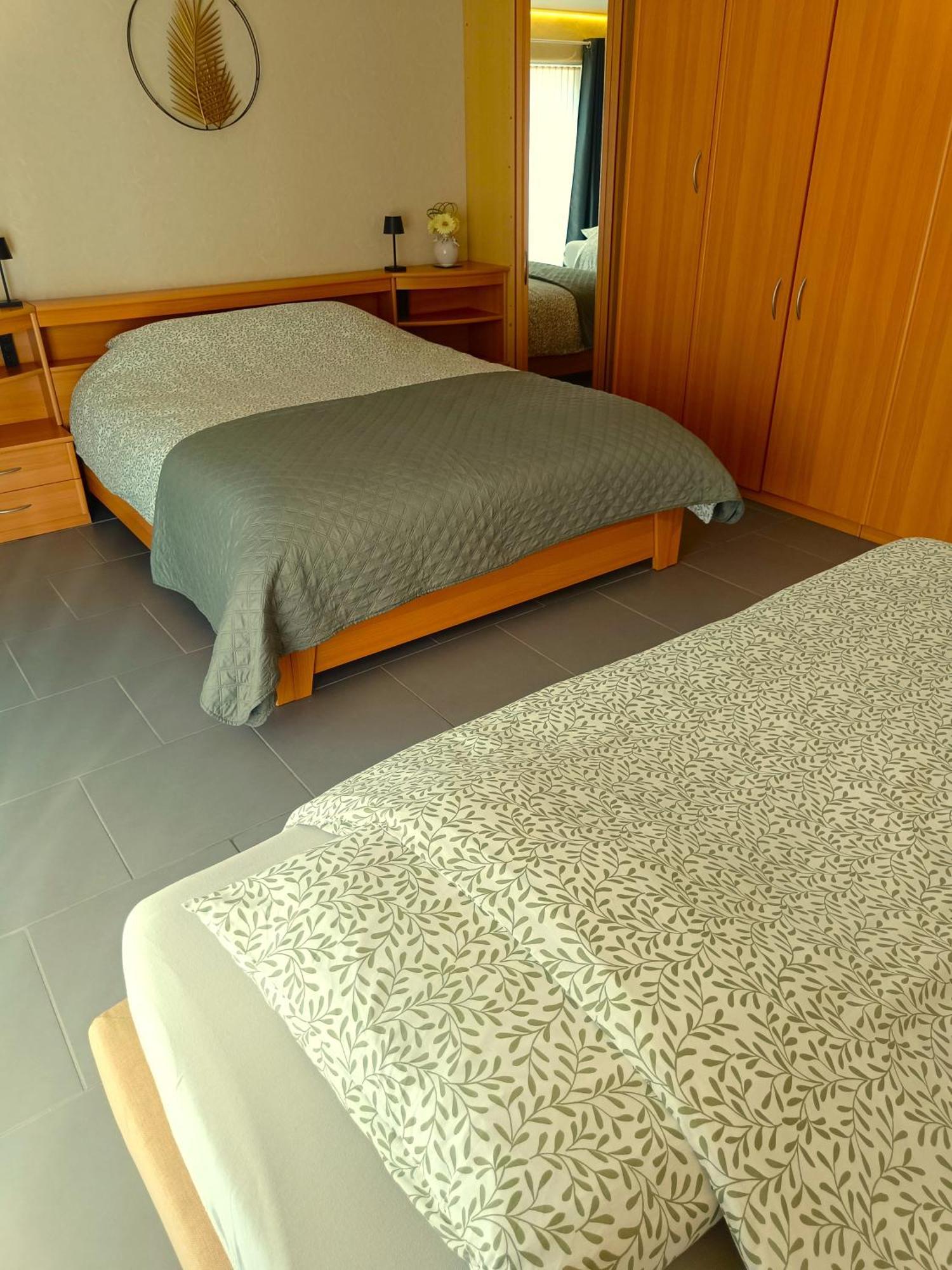 Hoeve Hofgaarde Heers Room photo